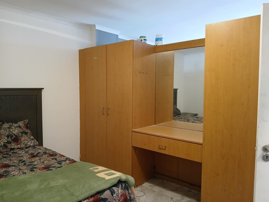 To Let 1 Bedroom Property for Rent in Woodstock Western Cape